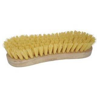 Brosse en bois forme violon